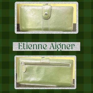 🌹Etienne Aigner Sage Leather  Wallet🌹